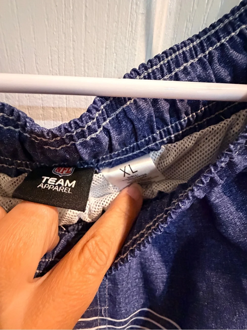 Men’s Dallas Cowboy Swim Shorts with Star Patch Size XL